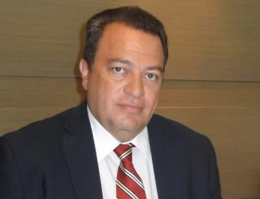 Ε.Στυλιανίδης: «Ο Καραμανλής με την απειλή χρήσης βέτο στο Βουκουρέστι μετέβαλε μία χαμένη υπόθεση σε μία στέρεη βάση»